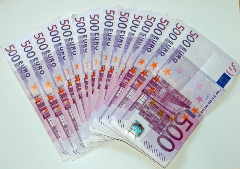 Bargeldzahlungen ab 2027 nur noch bis 10.000 Euro